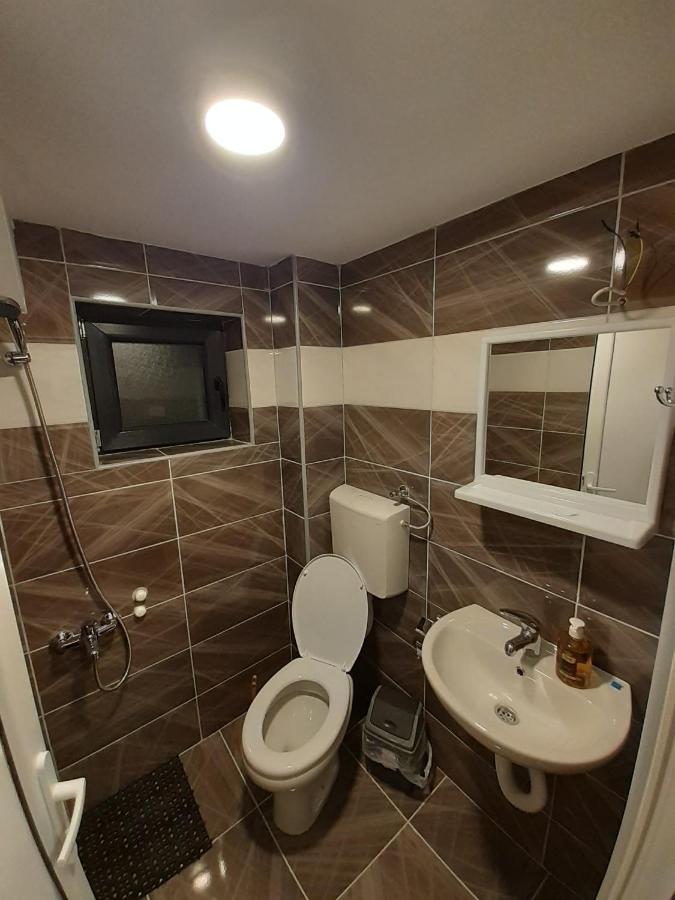 Std Cvetkovic Bed & Breakfast Crni Vrh Eksteriør bilde